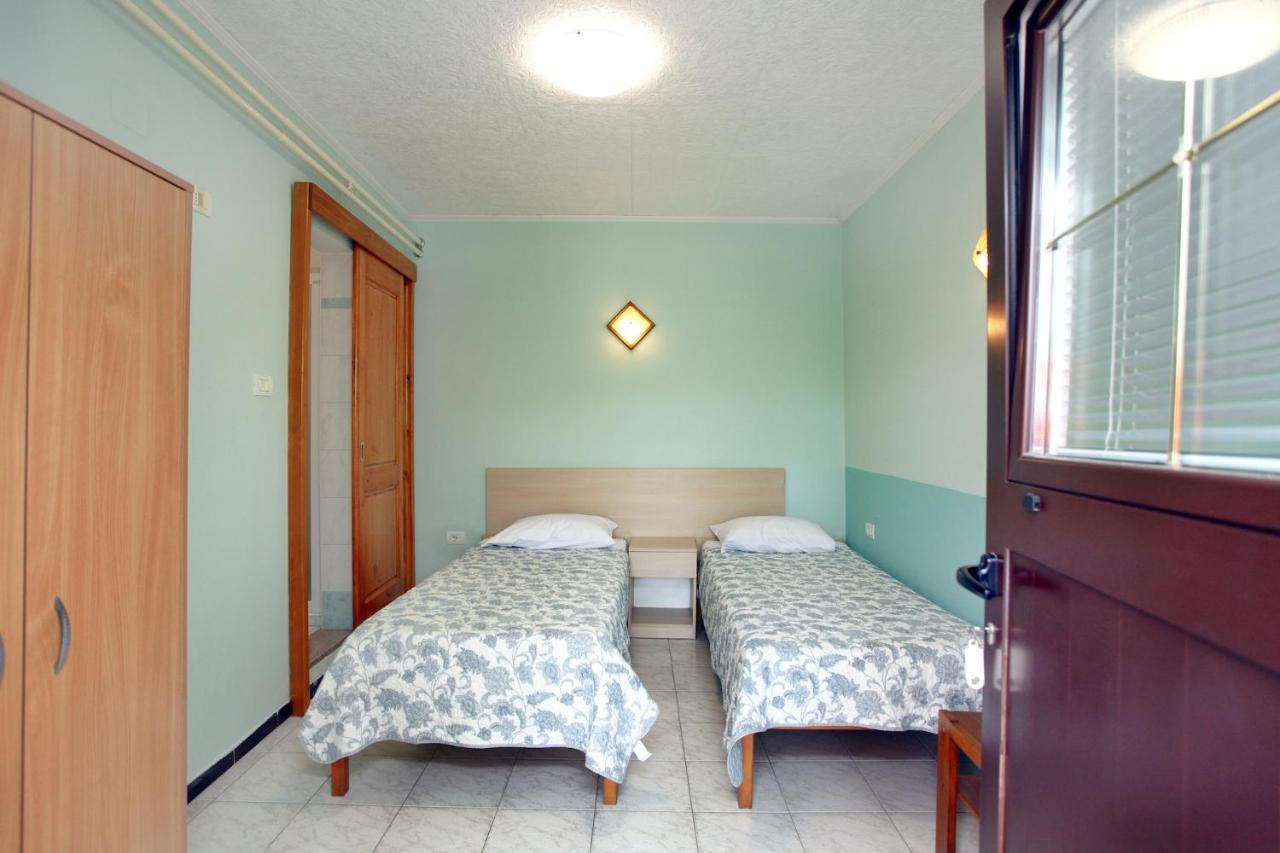 Dino Studio And Room Apartments Portorož Dış mekan fotoğraf