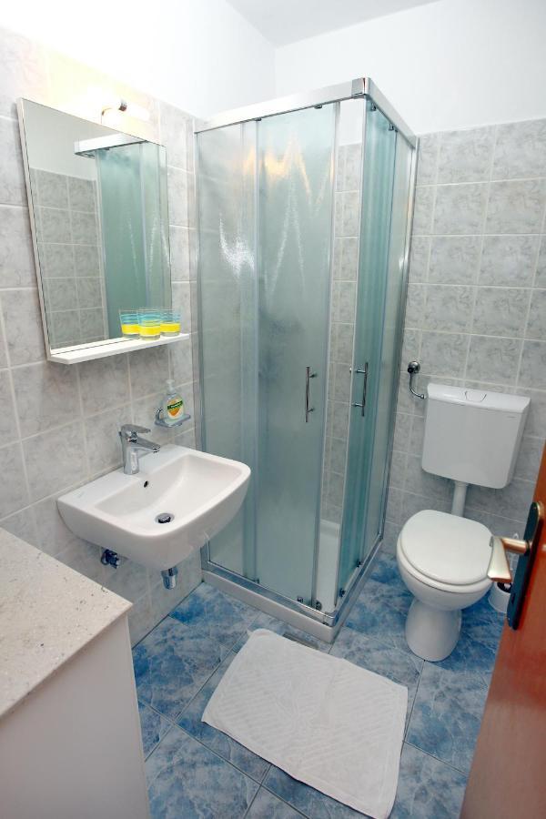 Dino Studio And Room Apartments Portorož Dış mekan fotoğraf